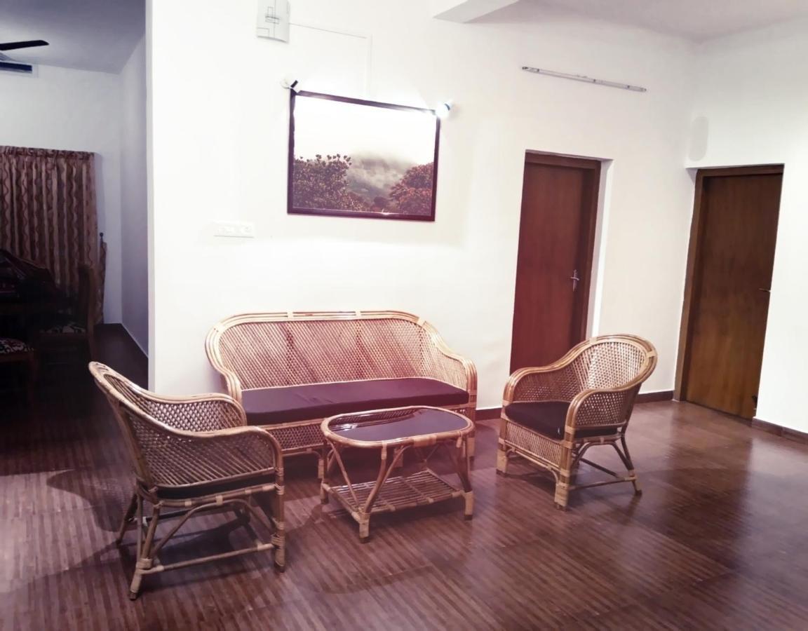 Hill Mist Thekkady Hotel Exterior photo