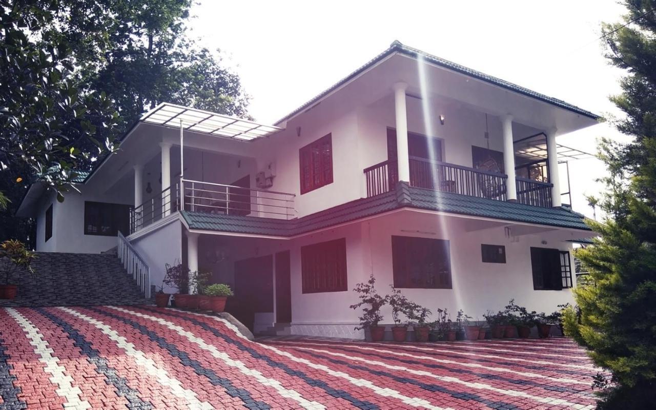 Hill Mist Thekkady Hotel Exterior photo